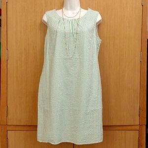 NWOT Green/White Sleeveless Seersucker Dress SZ 10 By Crown & Ivy